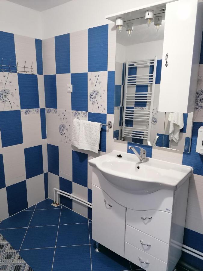 Ugralet Apartment Lunca de Sus Екстериор снимка